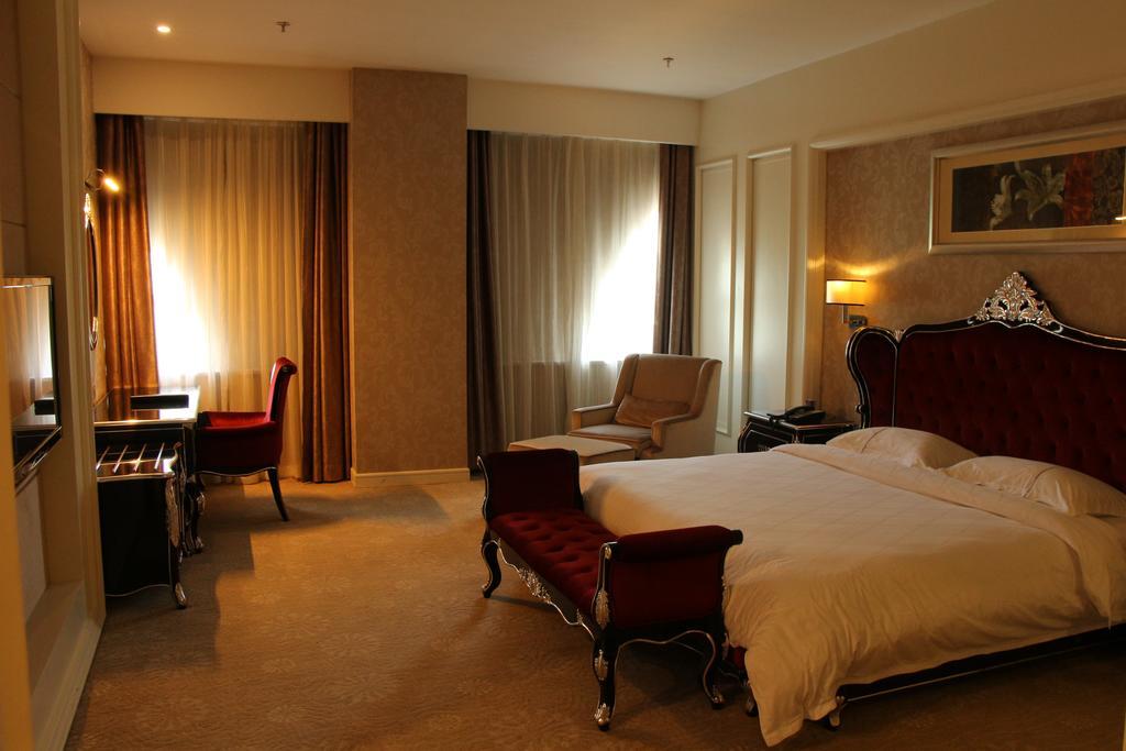 Zhuhai Rongfeng Hotel Εξωτερικό φωτογραφία